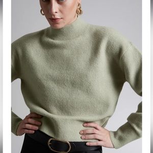 & Other Stories mock neck sweater - L (color: light khaki)